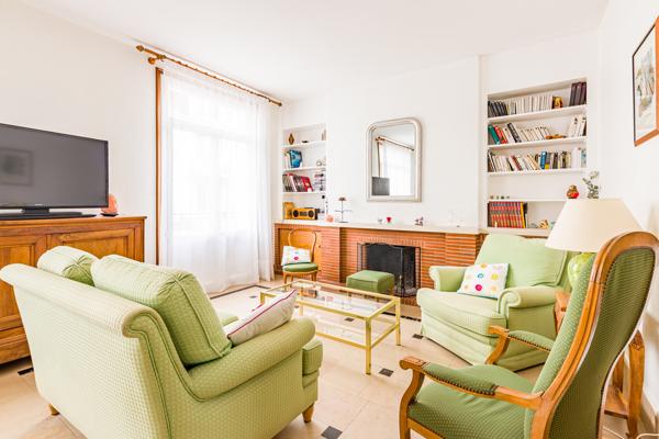 SPLENDIDE APPARTEMENT. LES HALLES DE TOURS