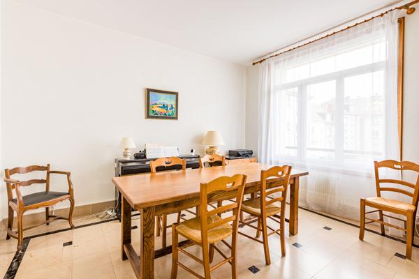 SPLENDIDE APPARTEMENT. LES HALLES DE TOURS