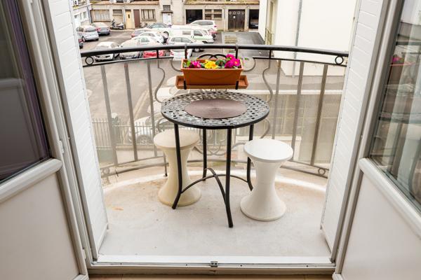 SPLENDIDE APPARTEMENT. LES HALLES DE TOURS