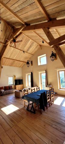 Maison à BARRE-DES-CEVENNES, 48400 - 6 pièces 167m²