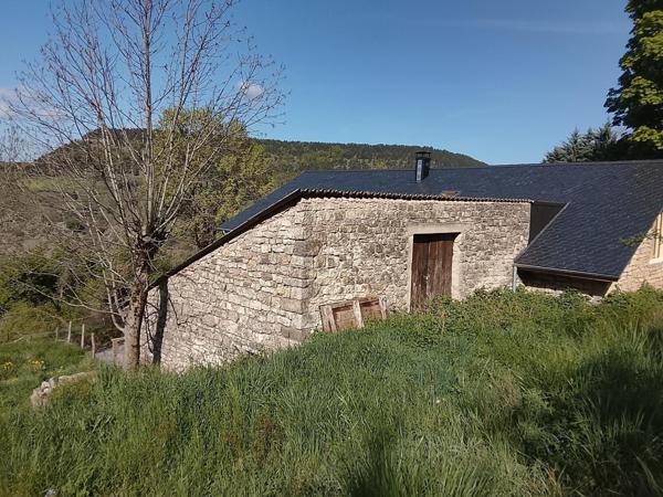 Maison à BARRE-DES-CEVENNES, 48400 - 6 pièces 167m²