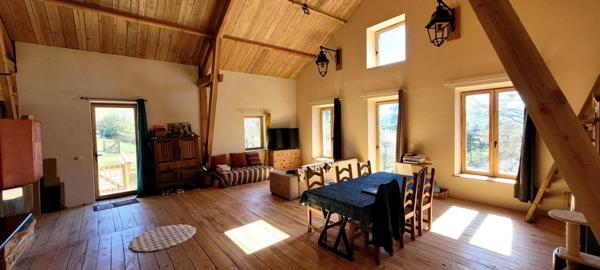Maison à BARRE-DES-CEVENNES, 48400 - 6 pièces 167m²
