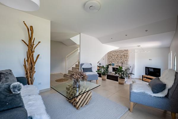 DEMEURE D'EXCEPTION CONTEMPORAINE !!!