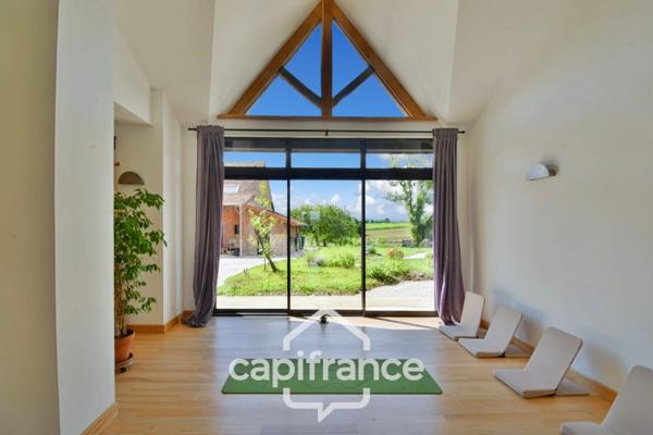 Dpt de SAONE ET LOIRE(71), à vendre MONTPONT EN BRESSE (71470)maison avec gîte et chambres d'hôtes P12 de 470 m² - Terrain de 4 374,00 m²