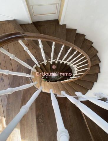 Maison à vendre 7 pièces de 284 m²