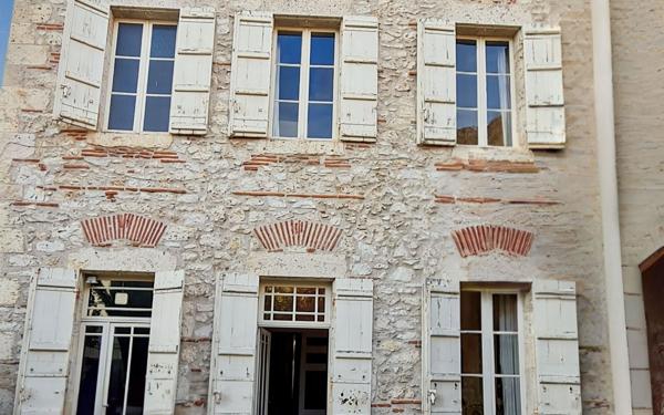 Maison à vendre    6 pièces • 253 m2 Agen