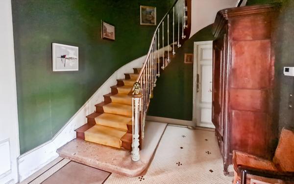 Maison à vendre    6 pièces • 253 m2 Agen