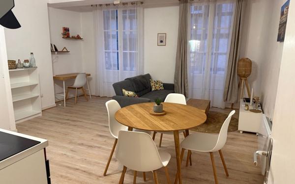 Appartement à vendre    2 pièces • 45,02 m2 Bayonne