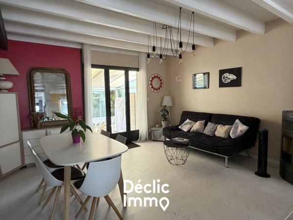 Vente maison individuelle Rochefort, 91m² 6 pièces 270 000€ avec garage