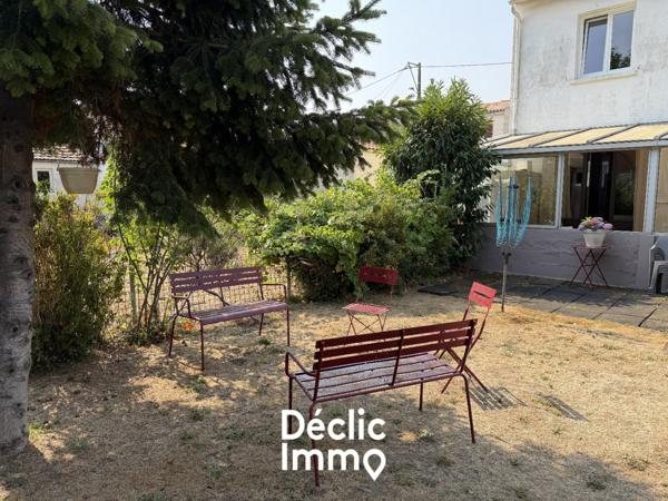 Vente maison individuelle Rochefort, 91m² 6 pièces 270 000€ avec garage