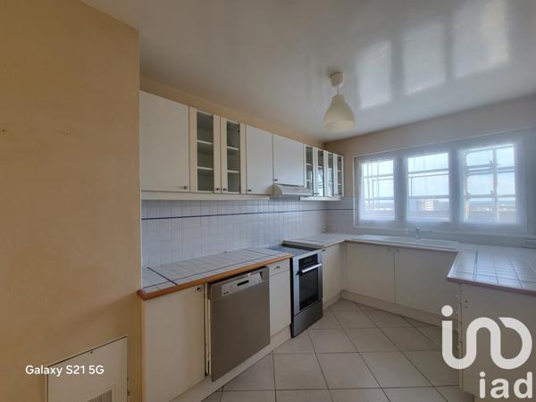 Appartement 3 pièces de 73 m² à Saint-Michel-sur-Orge (91240)