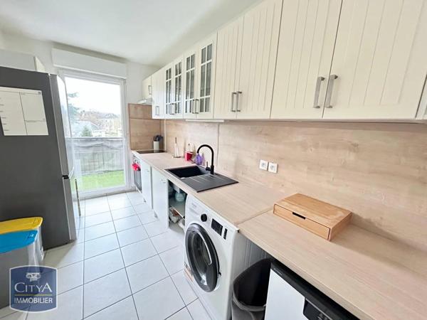 Appartement à louer 3 pièces 65.9m²