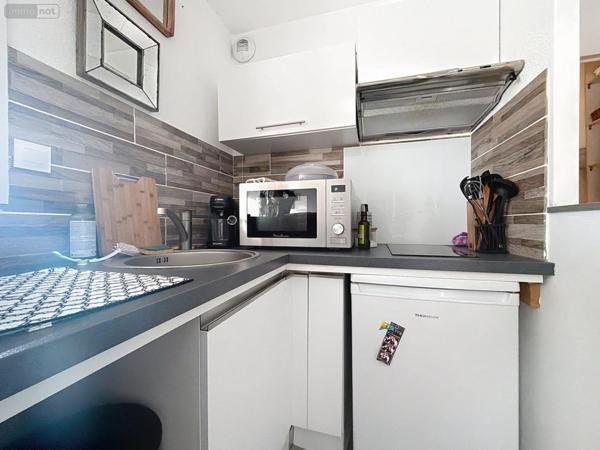 Appartement à vendre à Caen dans le Calvados (14000), ref : 0017   
RUE DE BAYEUX