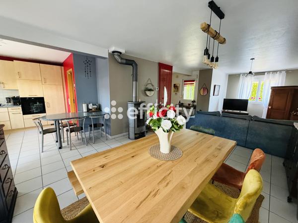 Maison
         5 pièces
        - 105 m² Exclusivité 274 500 € *