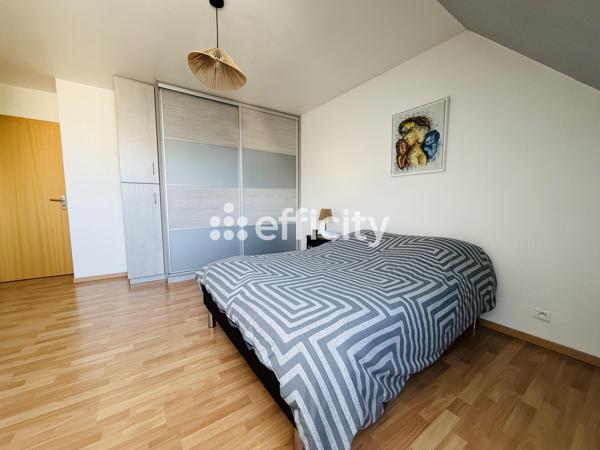 Maison
         5 pièces
        - 105 m² Exclusivité 274 500 € *