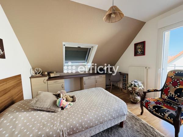 Maison
         5 pièces
        - 105 m² Exclusivité 274 500 € *