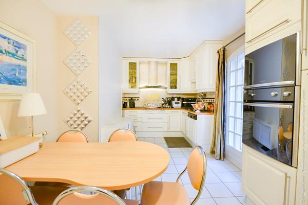 MAISON INDEPENDANTE - EMY LES PRES €580 000 ** - Référence 1956