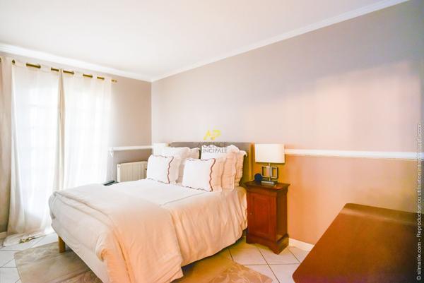 MAISON INDEPENDANTE - EMY LES PRES €580 000 ** - Référence 1956