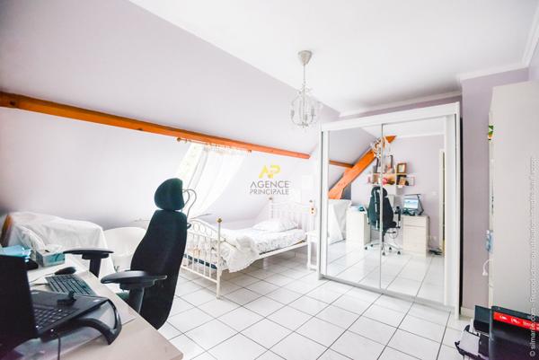 MAISON INDEPENDANTE - EMY LES PRES €580 000 ** - Référence 1956