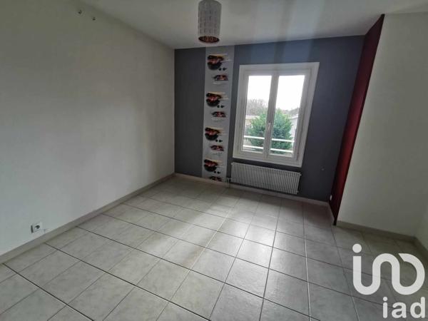 Maison 5 pièces de 140 m² à Galgon (33133)