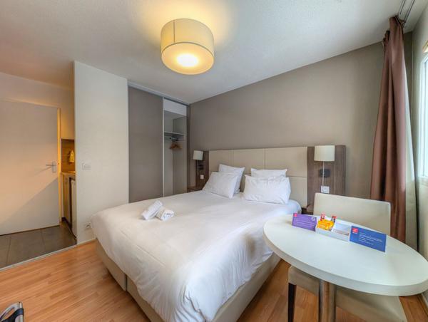 Appartement Courbevoie 1 pièce 17,70 m2 , Courbevoie Appartement Courbevoie 1 pièce 17,70 m2 , Courbevoie