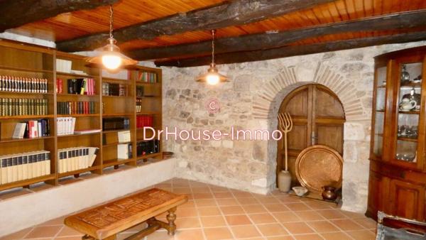 Maison à vendre 10 pièces de 400 m²