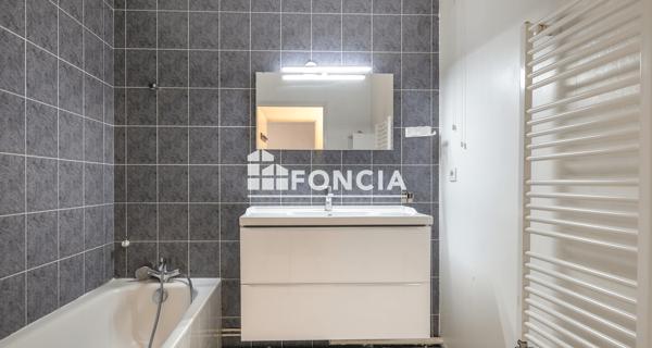 À vendre Appartement 3 pièces 69 m² - Grenoble 38100