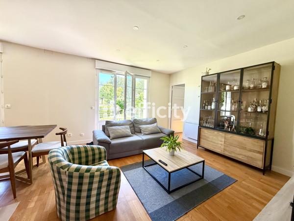 Appartement
         3 pièces
        - 68 m² Exclusivité 150 000 € *