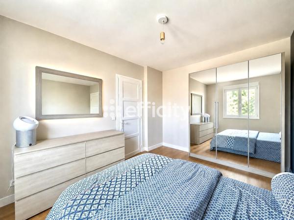 Appartement
         3 pièces
        - 68 m² Exclusivité 150 000 € *