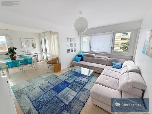 Appartement à vendre à Ferney-Voltaire dans l'Ain (01210), ref : 01047-829