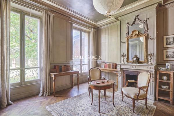 A vendre - Maison avec dépendance - 93200 Saint-Denis - Jardin - Garage