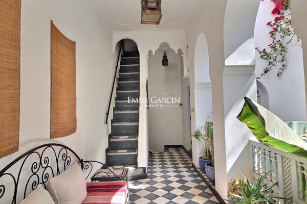 À vendre riad dans le quartier Sidi Benslimane à Marrakech