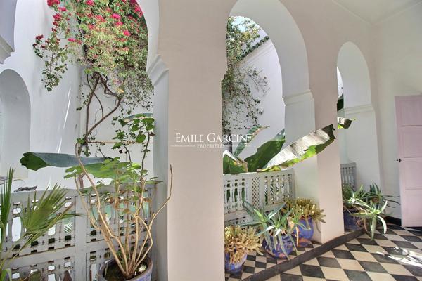 À vendre riad dans le quartier Sidi Benslimane à Marrakech