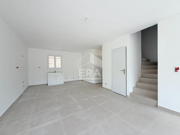 A VENDRE 84120 PERTUIS MAISON TYPE 4 PIECES D'ENVIRON 99 M² AVEC JARDIN ET GARAGE