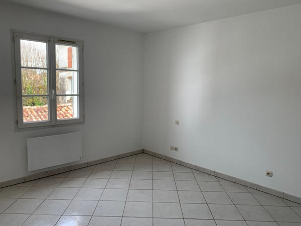 Appartement 2 chambres - JONZAC Centre Ville