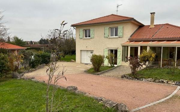 Maison à vendre    5 pièces • 144,13 m2 Péronnas