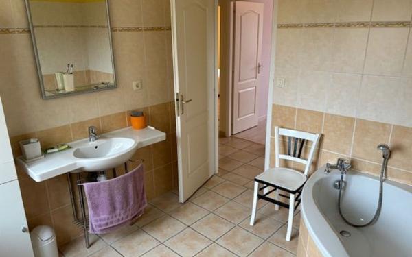 Maison à vendre    5 pièces • 144,13 m2 Péronnas