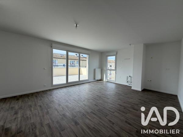 Location appartement 3 pièces 79 m² Meaux