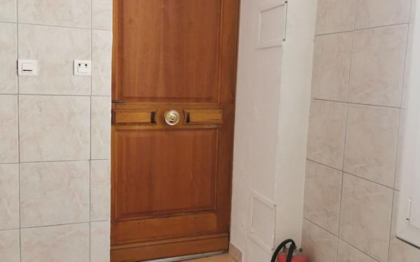 Immeuble à vendre    5 pièces •  Draguignan