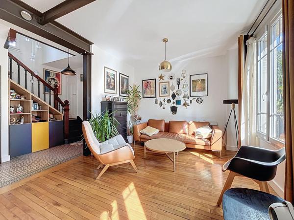 Maison ancienne 3/4 chambres + bureau à 12min RER