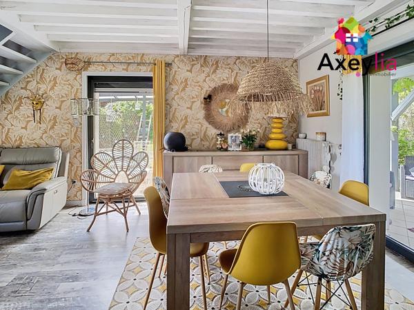 Le Coteau (42120) A VENDRE- PROCHE LE COTEAU- MAISON 4 CHAMBRES SUR TERRAIN DE 2500 M2 AVEC PISCINE