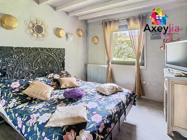 Le Coteau (42120) A VENDRE- PROCHE LE COTEAU- MAISON 4 CHAMBRES SUR TERRAIN DE 2500 M2 AVEC PISCINE