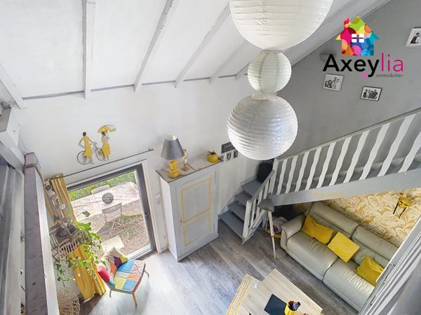 Le Coteau (42120) A VENDRE- PROCHE LE COTEAU- MAISON 4 CHAMBRES SUR TERRAIN DE 2500 M2 AVEC PISCINE