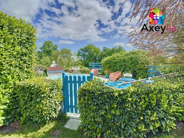 Le Coteau (42120) A VENDRE- PROCHE LE COTEAU- MAISON 4 CHAMBRES SUR TERRAIN DE 2500 M2 AVEC PISCINE