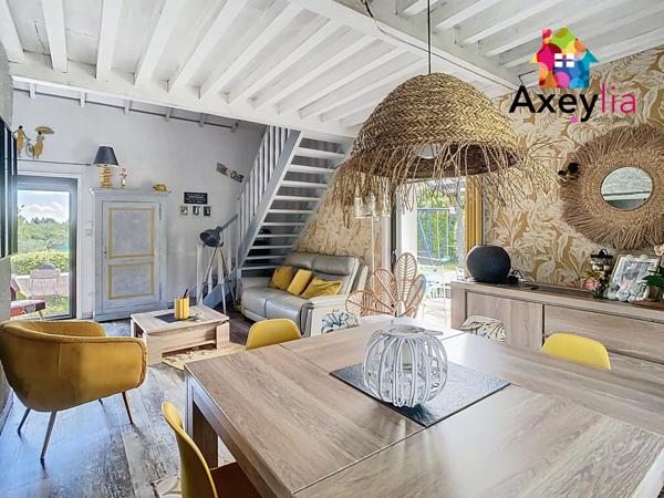 Le Coteau (42120) A VENDRE- PROCHE LE COTEAU- MAISON 4 CHAMBRES SUR TERRAIN DE 2500 M2 AVEC PISCINE