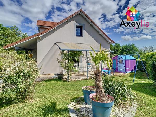 Le Coteau (42120) A VENDRE- PROCHE LE COTEAU- MAISON 4 CHAMBRES SUR TERRAIN DE 2500 M2 AVEC PISCINE