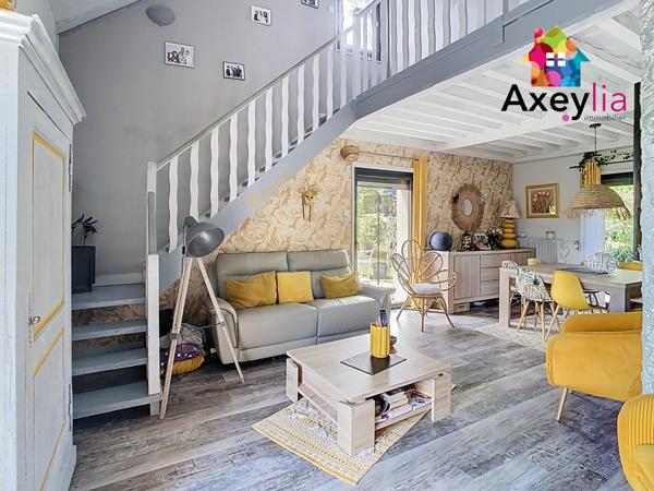 Le Coteau (42120) A VENDRE- PROCHE LE COTEAU- MAISON 4 CHAMBRES SUR TERRAIN DE 2500 M2 AVEC PISCINE