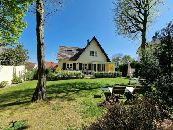 Pavillon rénové 3 chambres + sous sol