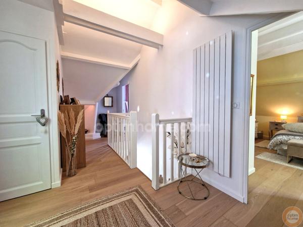 Pavillon rénové 3 chambres + sous sol