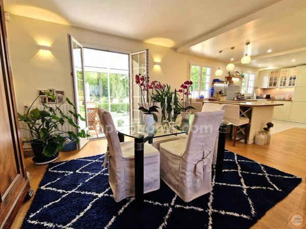 Pavillon rénové 3 chambres + sous sol